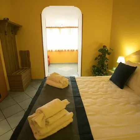 Potenza فندق 3*