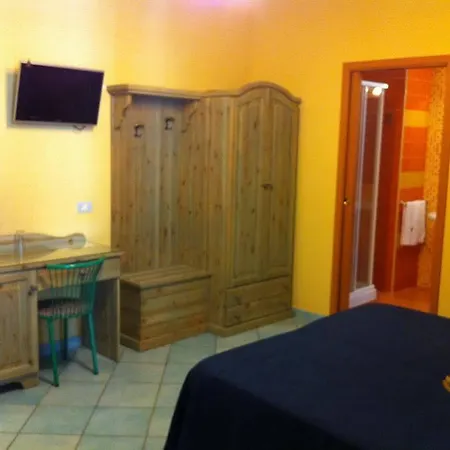 Potenza فندق