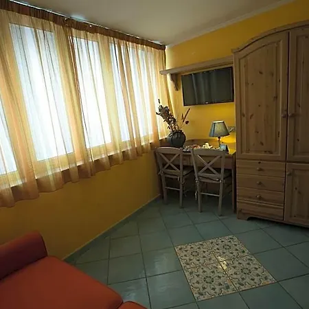 Potenza Nápoles