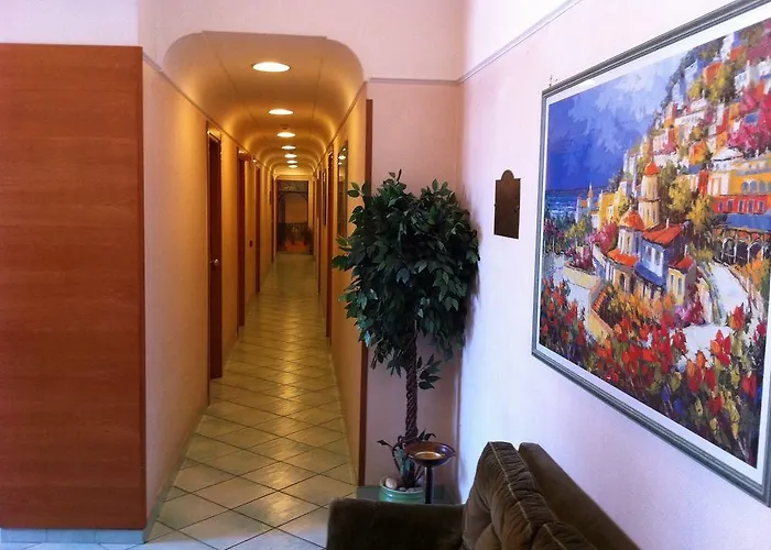 Potenza 3* נאפולי