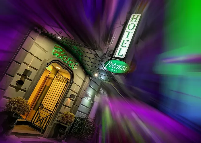 Potenza מלון 3*