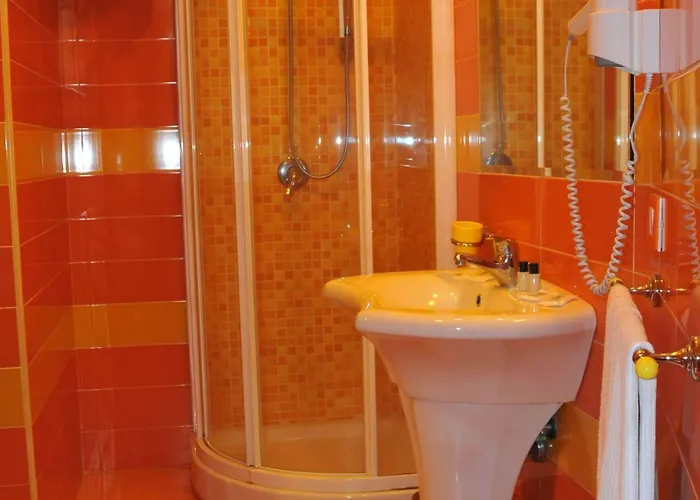 Potenza Hotell 3*